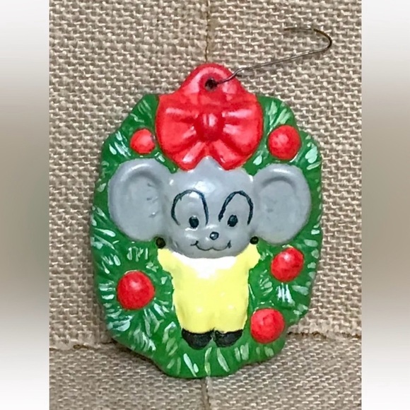 Vintage Other - Vintage Handmade Mouse In Wreath Ceramic Ornament Hobbyist Christmas Kitsch Fun
